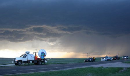 Fırtına Peşinde - Storm Chasers izle