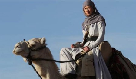 Çöl Kraliçesi - Queen Of The Desert izle